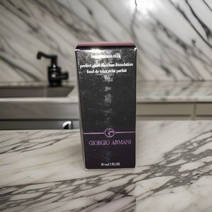 🌷Georgia Armani Luminous Silk 1 FL oz on SALE